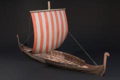 simple sailing rig (front)
